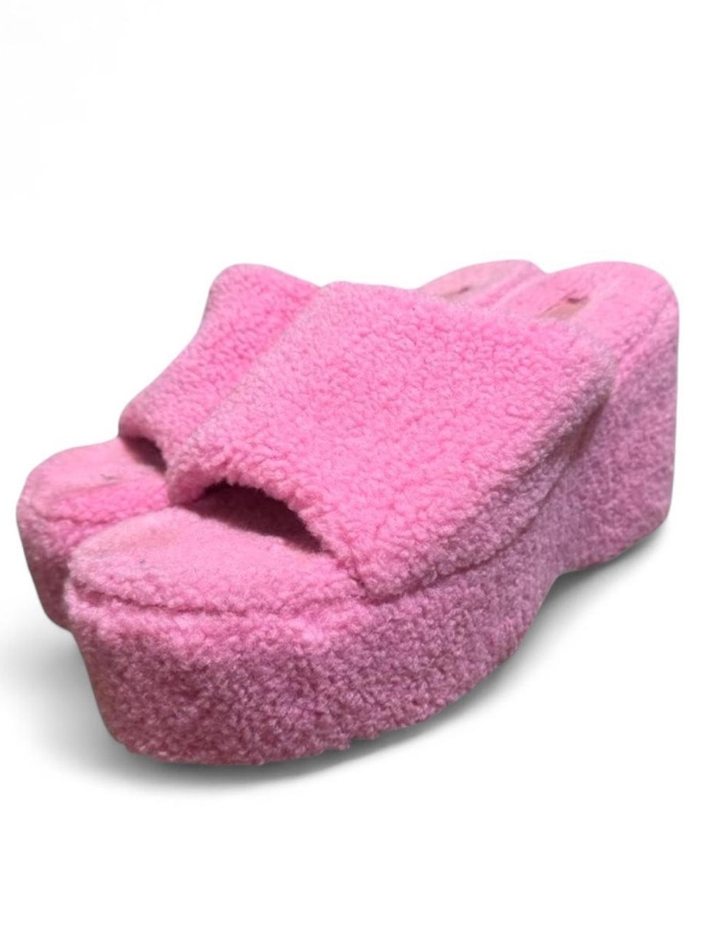 bubblegum pink platform house slippers 💗